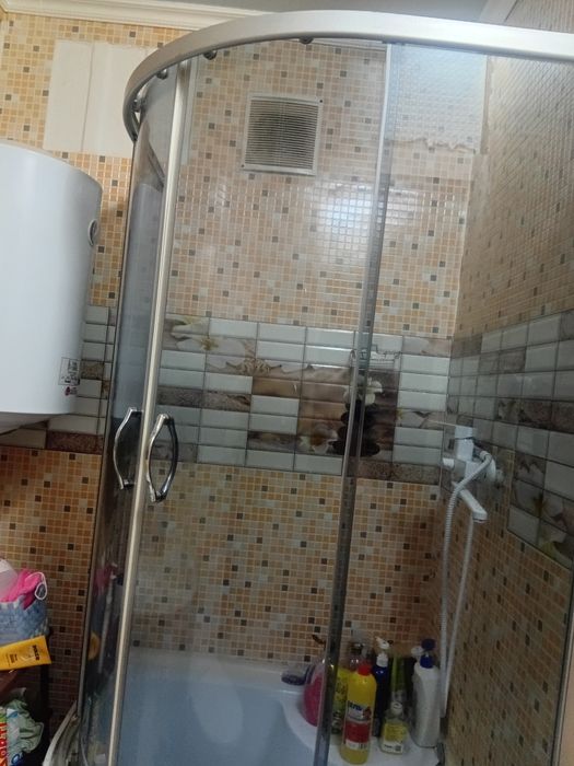 Продаю душевую кабину