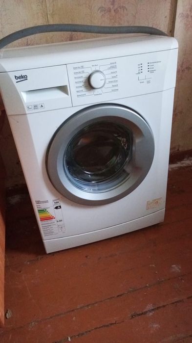 Продам стиральную машинку