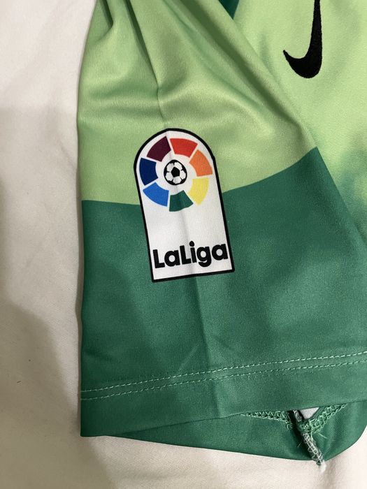 Детски футболни тениски на 4 различни отбора