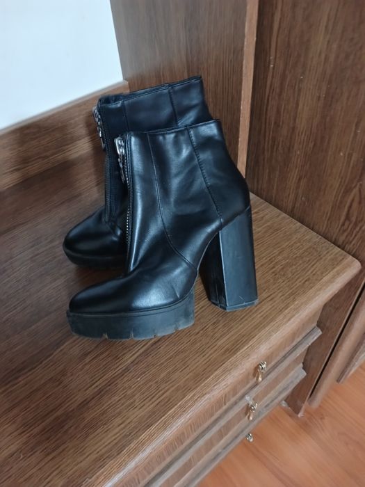 Продается обувь по 5 тыс