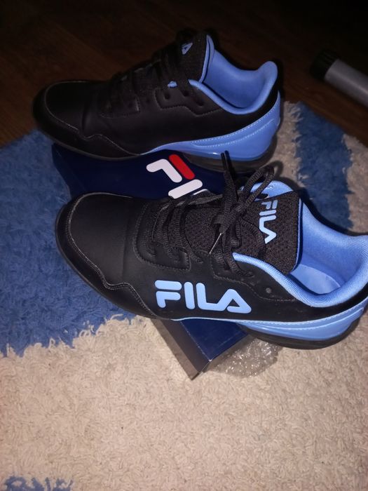 Adidași FILA noi