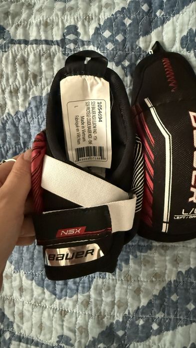 налокотники для хоккея модели Bauer NSX