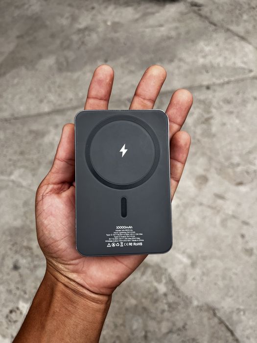 Поврбанк Moxom 20W
