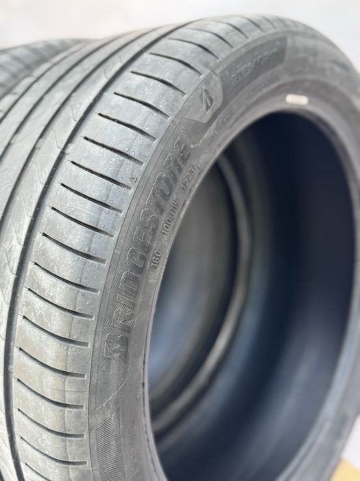 Летни гуми Bridgestone 275/40/19
