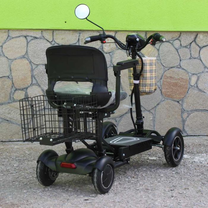 Сгъваема електрическа четириколка MaxMotors Black