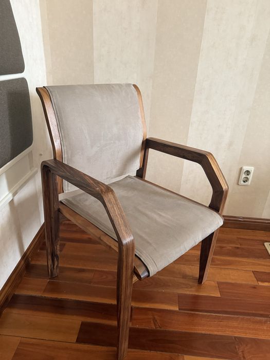 Продам мебель в гостевую комнату