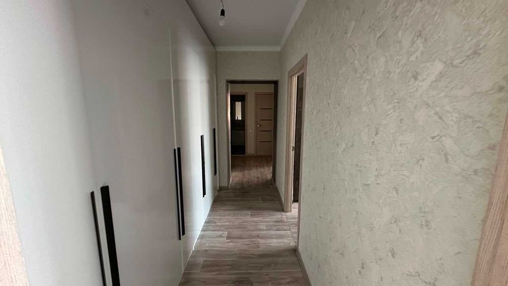 продам квартиру 2хком. мкр.Аэропорт