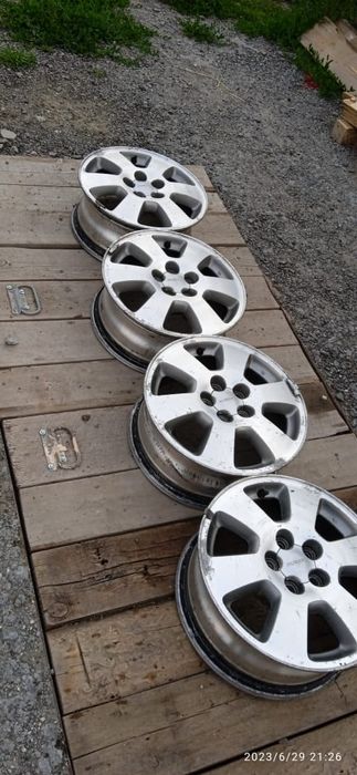 Диски легкосплавные на 15