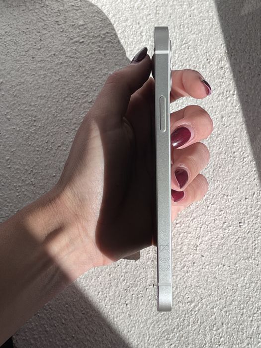 Iphone 12  64 GB