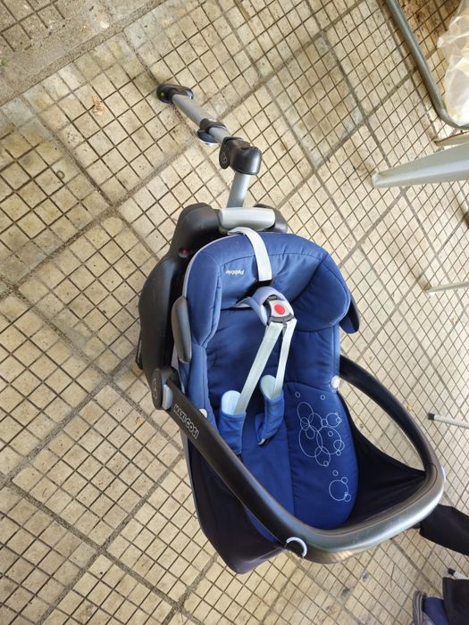 Стол за кола Maxi Cosi Pebble Plus +база Easy base 2