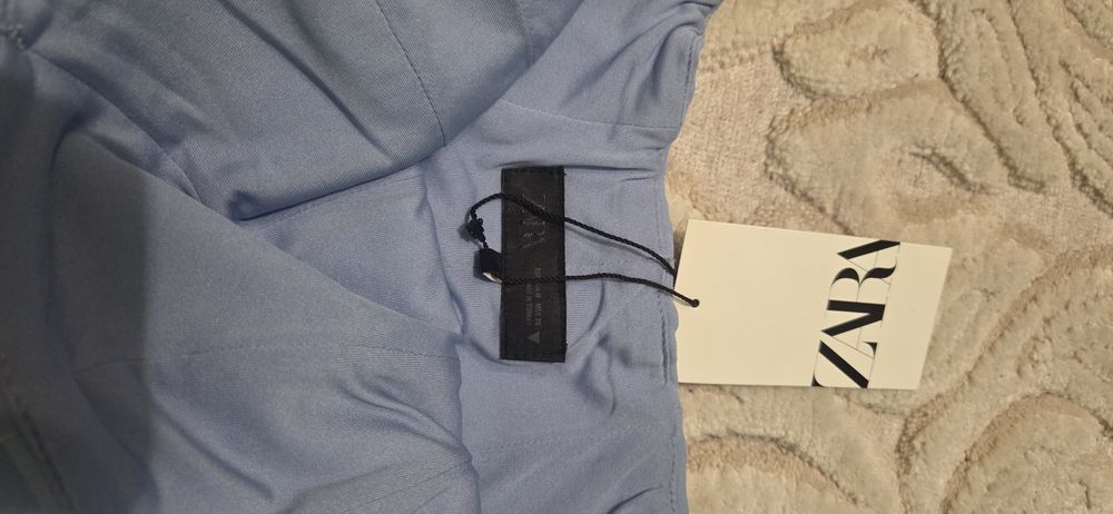 Top Zara nou cu etichete
