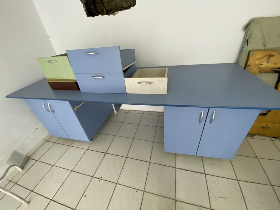 Швейный стол, Ресепшн