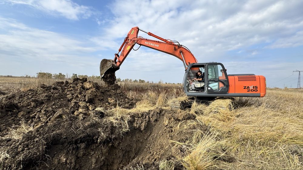 Hitachi zx200 экскаватор продам