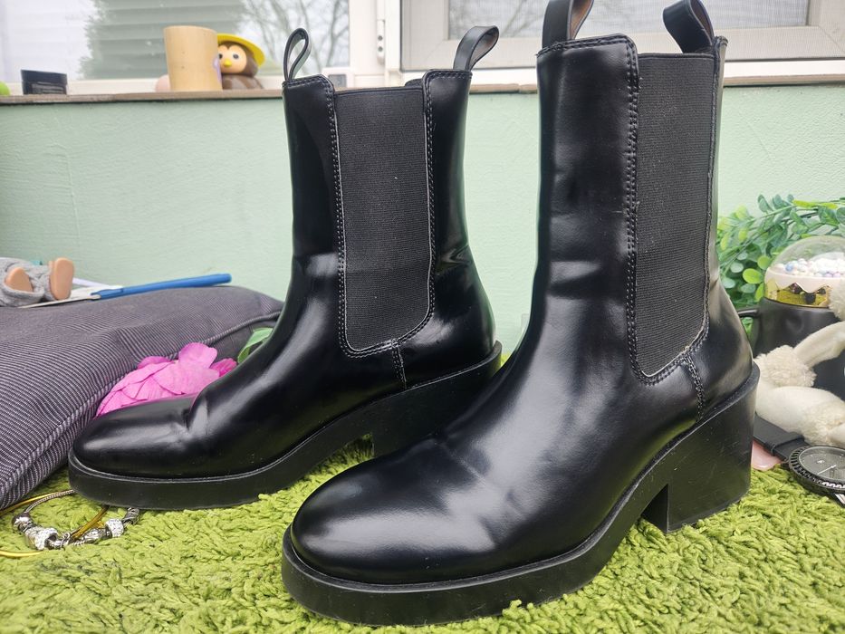 H&M черни ботуши N40