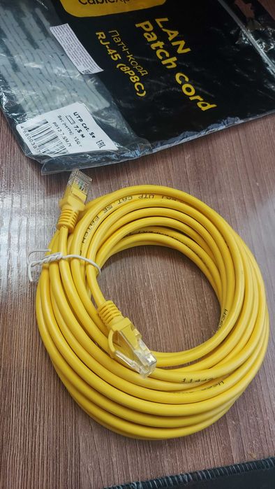 UTP лан кабели и преходники для интернета новые в упаковках