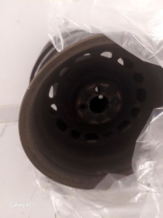 Продам резину на авто