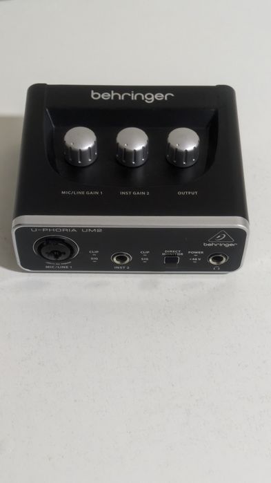 Звуковая карта Behringer U-Phoria UM2
Звуковая карта Behringer U-Phori