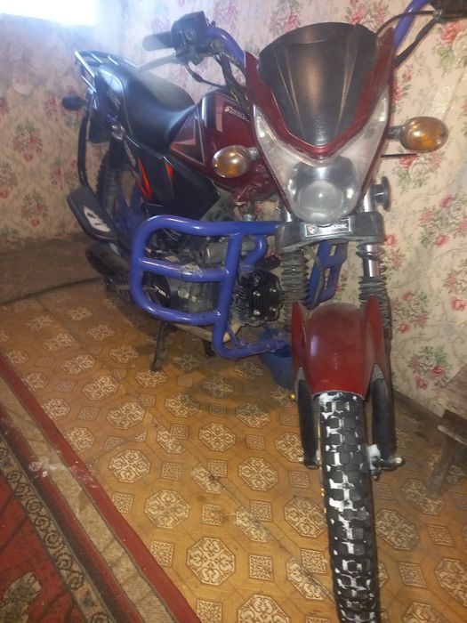 Продам мотоцикл Spark 125 бодрый СРОЧНО