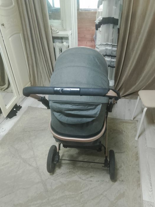 Продаётся детская коляска