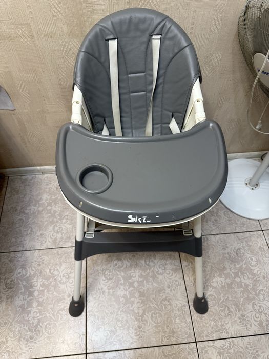 баланын тамак ишетин отыргыш