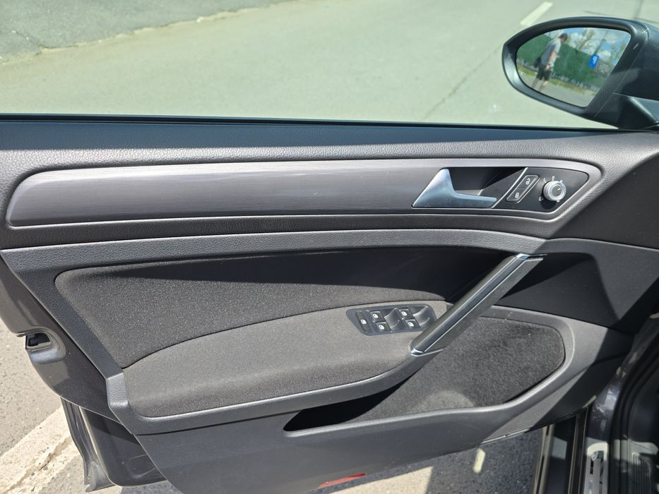 Volkswagen Golf 7, 5  Variant Facelift | 1.6 TDI 115cp | App-Connect | Climatronic | Proprietar