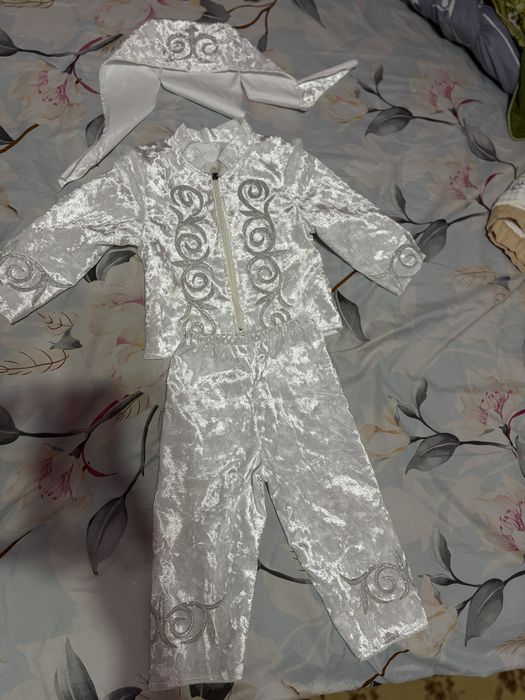 Тұсау кесерге арналған костюм