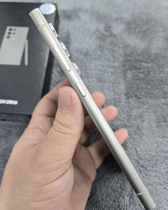 Samsung s24 Ultra 12/256Gb karopka