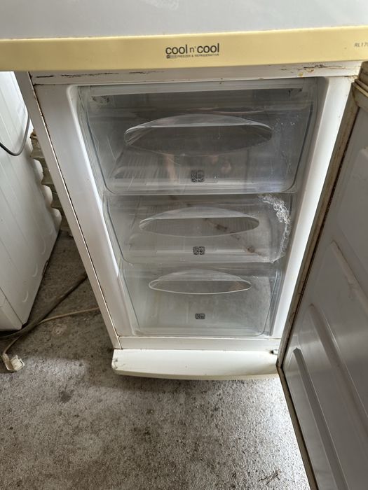 Продам холодильник самсунг