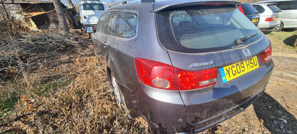 Honda Accord, на части.