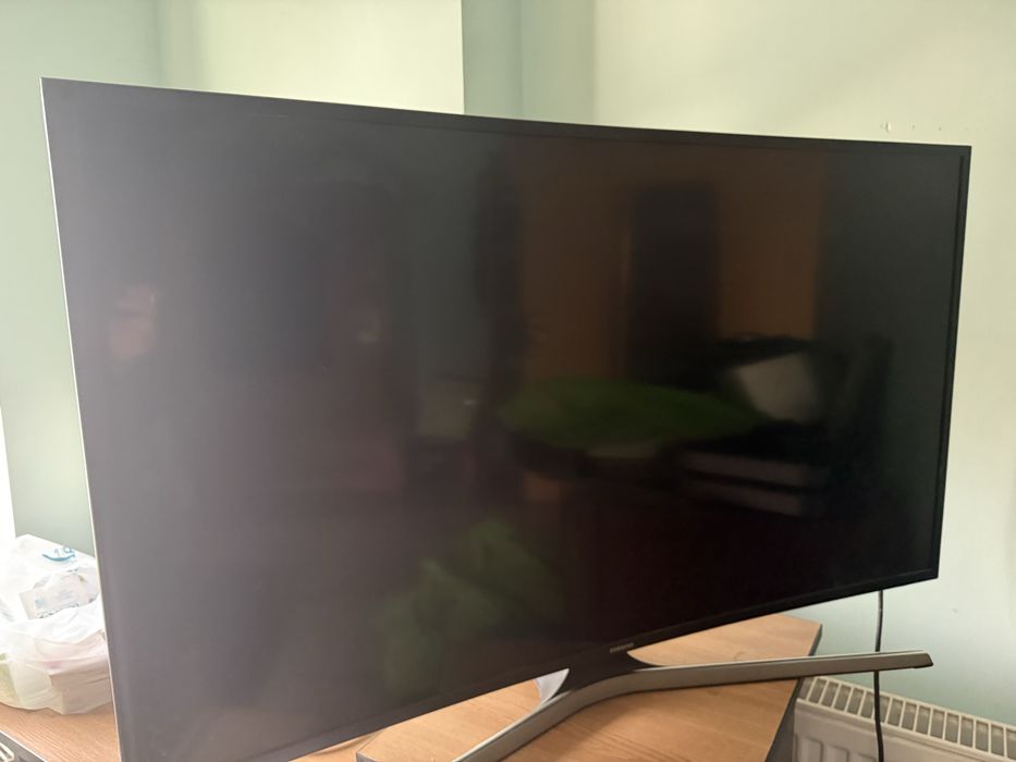 TV Smart Samsung diagonala 101 cm, curbat
