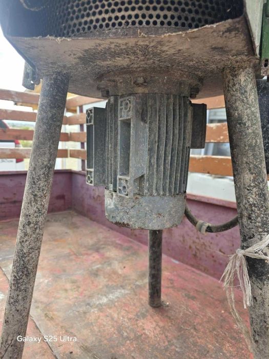 фурожомелка за мелене със трифазен ток