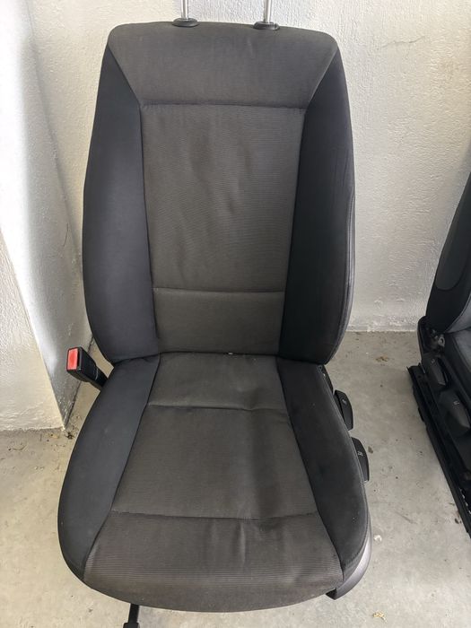 Салон за БМВ е87