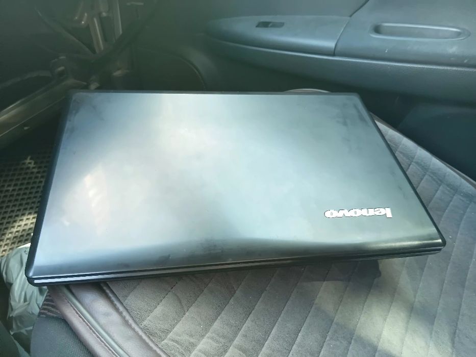 Ноутбук Lenovo продам