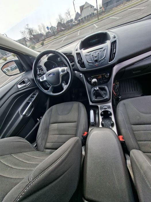 FORD Kuga 2015 — imagine 3