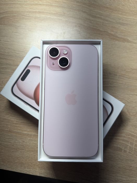 Iphone 15- розов
