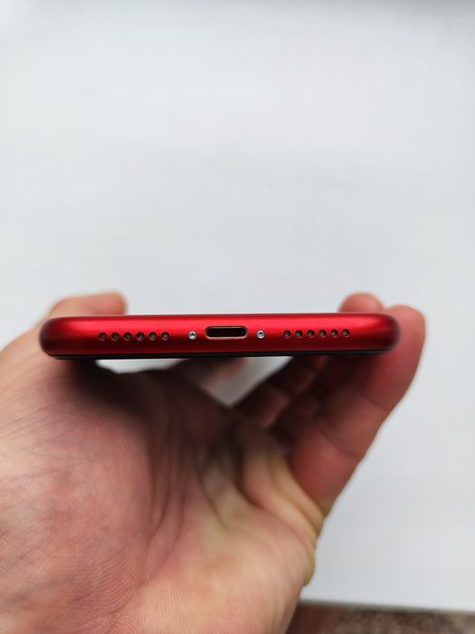 Продам IPhone (айфон) XR