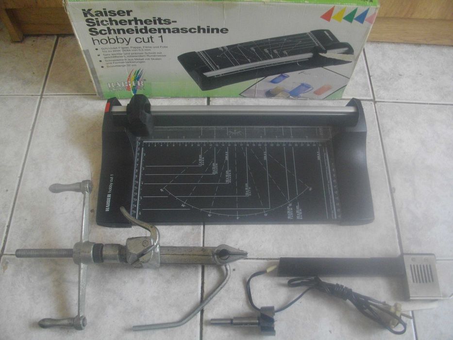 Лепачка Полиетилен Фолио/ Фрезер40мм/ Ролков Нож Хартия А4