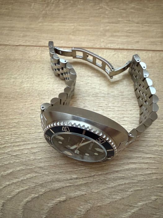 Heritor Diver часовник