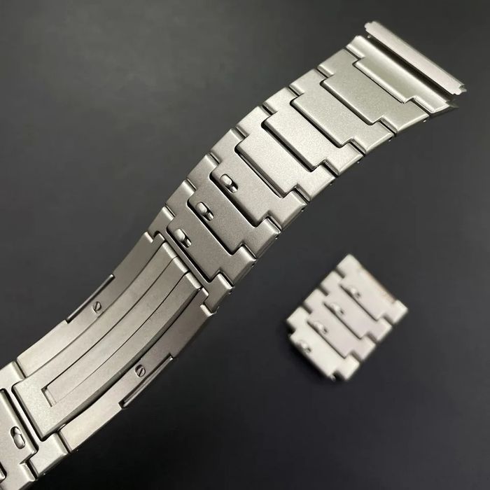 TITANIUM Титаниева каишка за Huawei Watch GT6 Pro 46mm.