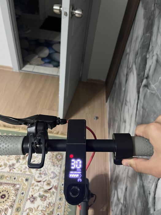 Электросамокат Aovopro