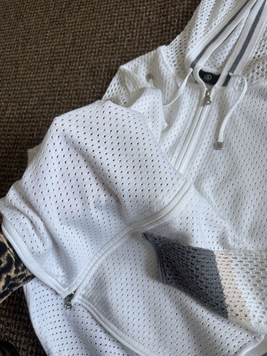 Bluza/hanorac Bogner, foarte chic, M, nou, aspect foarte cool