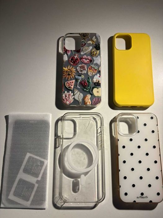 Калъфи и протектор за IPhone 12