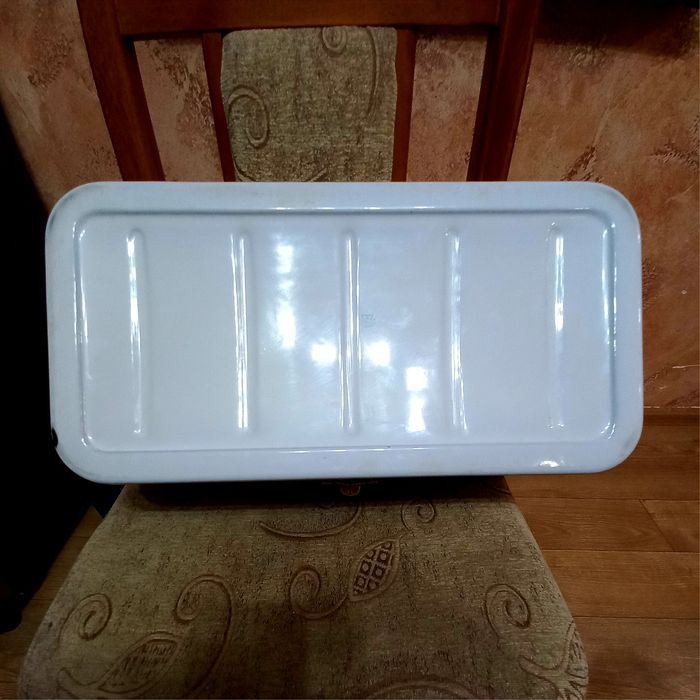 Емайлирана кутия за хляб 1920г.