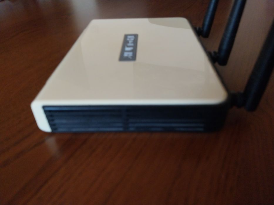 Рутер  TP-LINK модел TL-WR940N