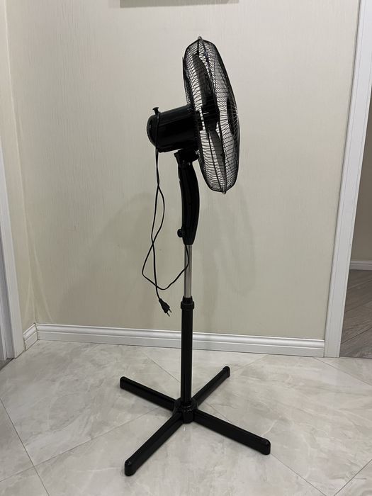 Вентилятор Ardesto FN-R1608CB