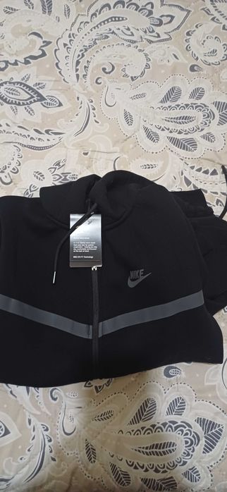 Децки екип на маркста Nike