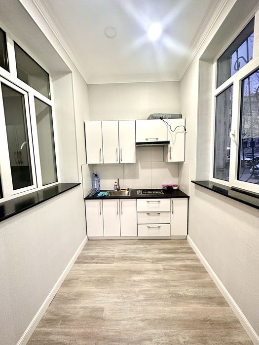 Samarqand shahrida 2-xonali LUKS kvartira KUNLIK ijara uchun