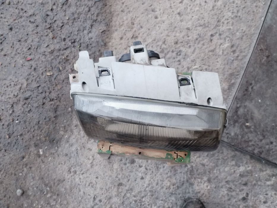 Десен фар за VW Polo, Polo Classic 97-2001 година