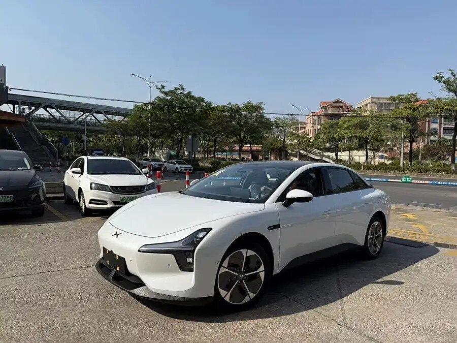 Срочно! Xpeng mona M 03 . 620км.