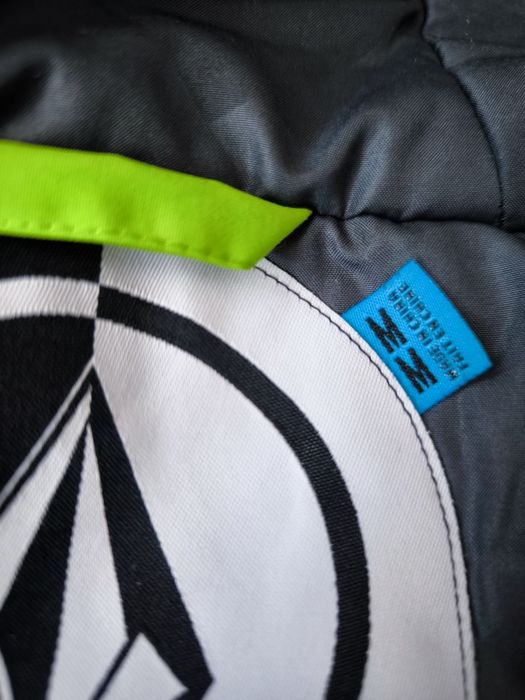 Geaca snowboard/schi băiat Volcom  8k/M(10-12 ani)
